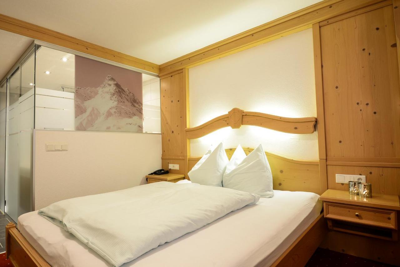אישגל Alp Larain B&B מראה חיצוני תמונה