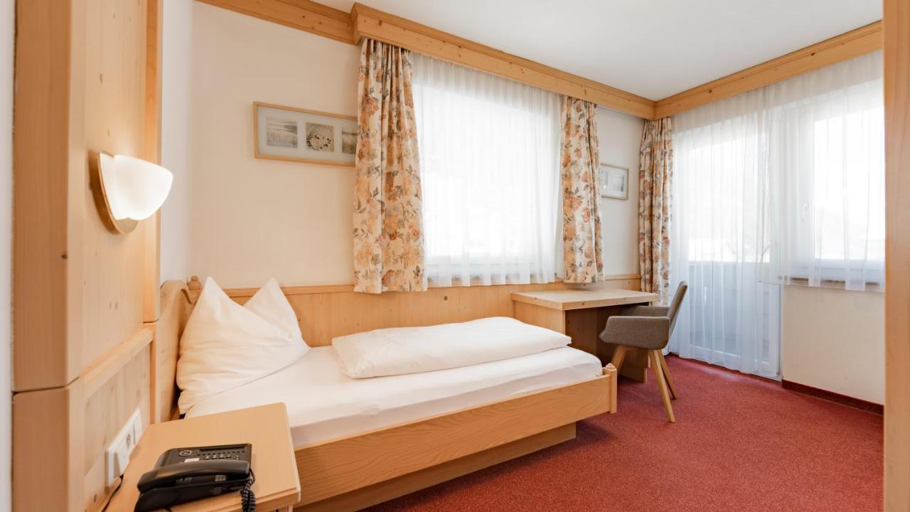 אישגל Alp Larain B&B מראה חיצוני תמונה